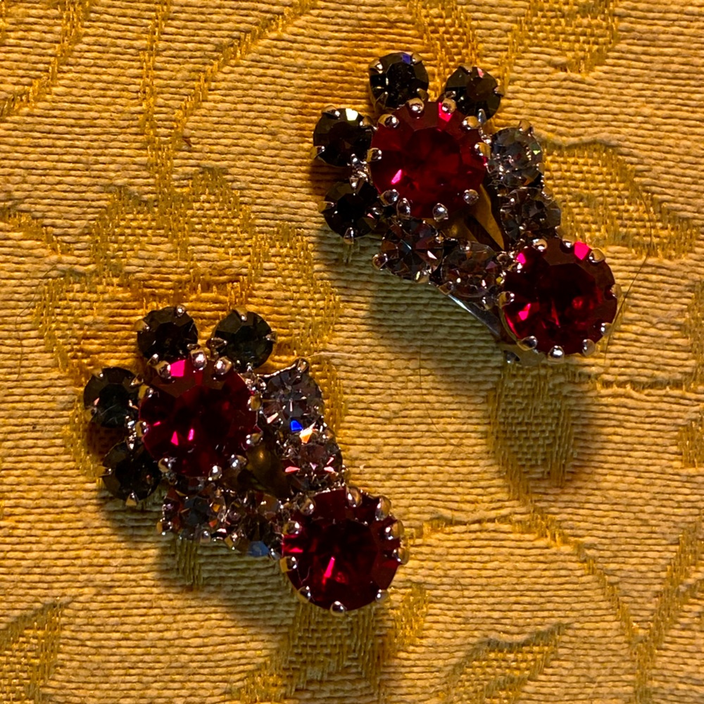 Antique Czech glass rhinestone clip on earrings red and black sparkling stones